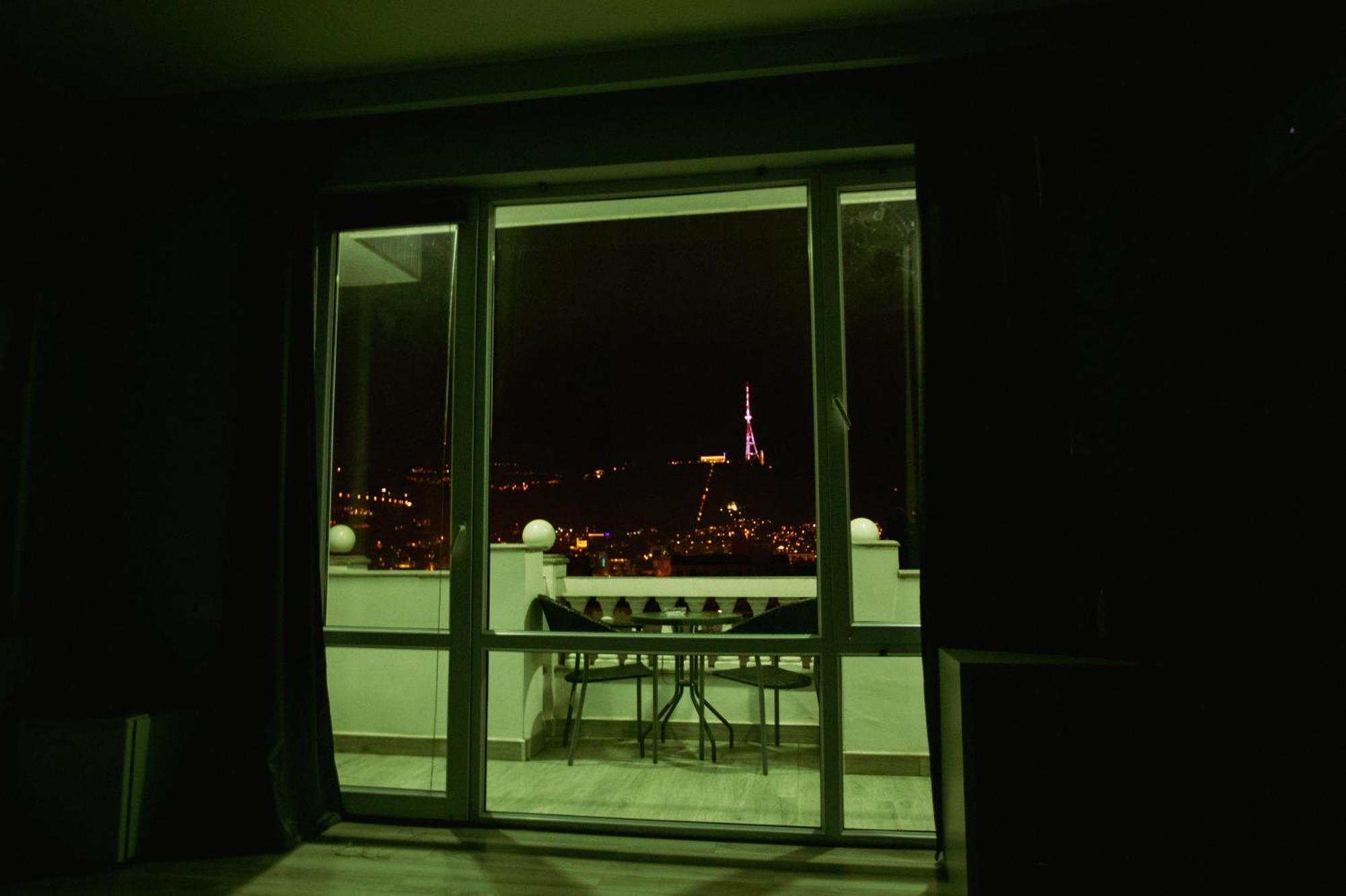 Hotel White House Tbilisi Esterno foto