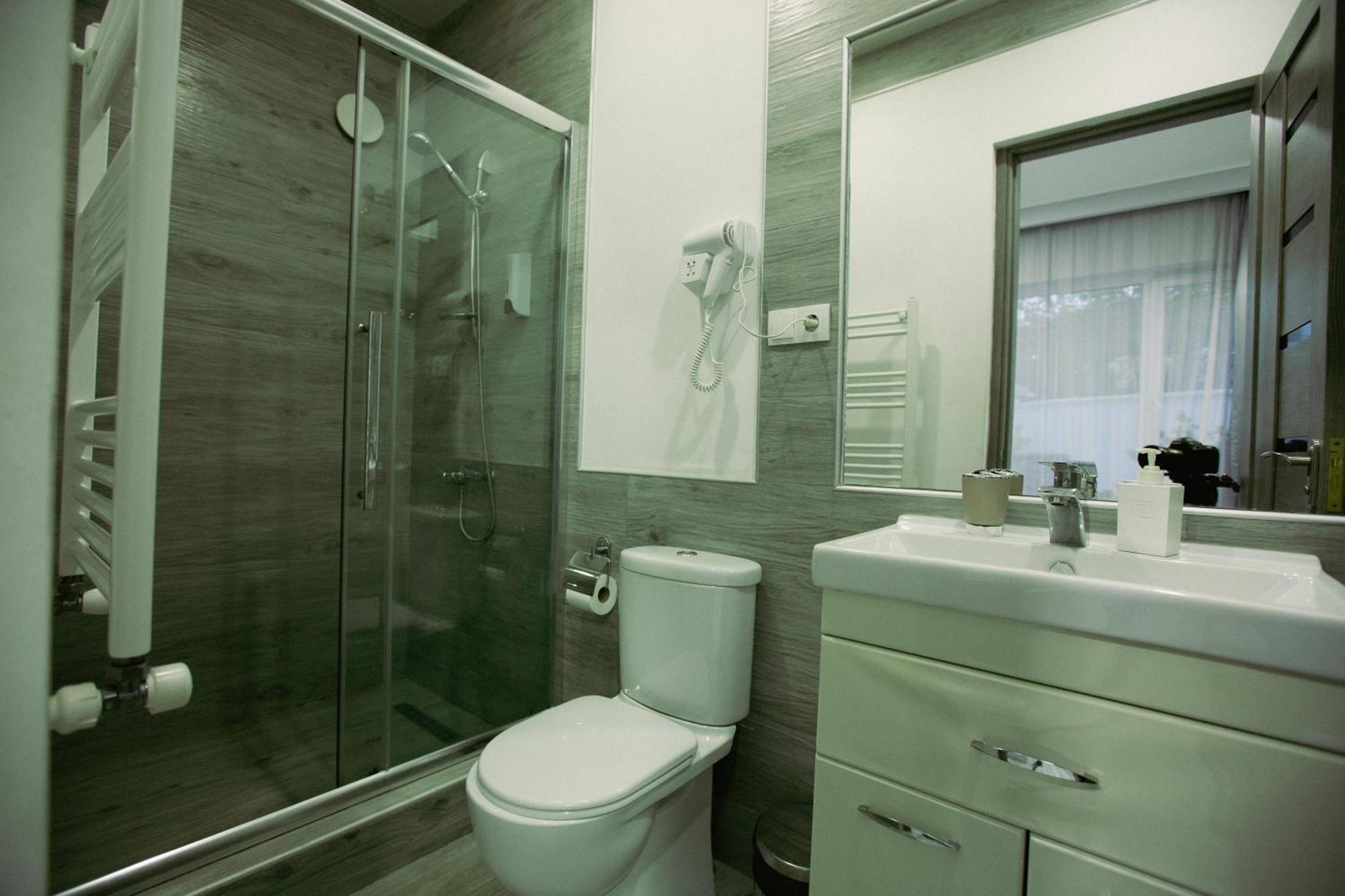 Hotel White House Tbilisi Esterno foto